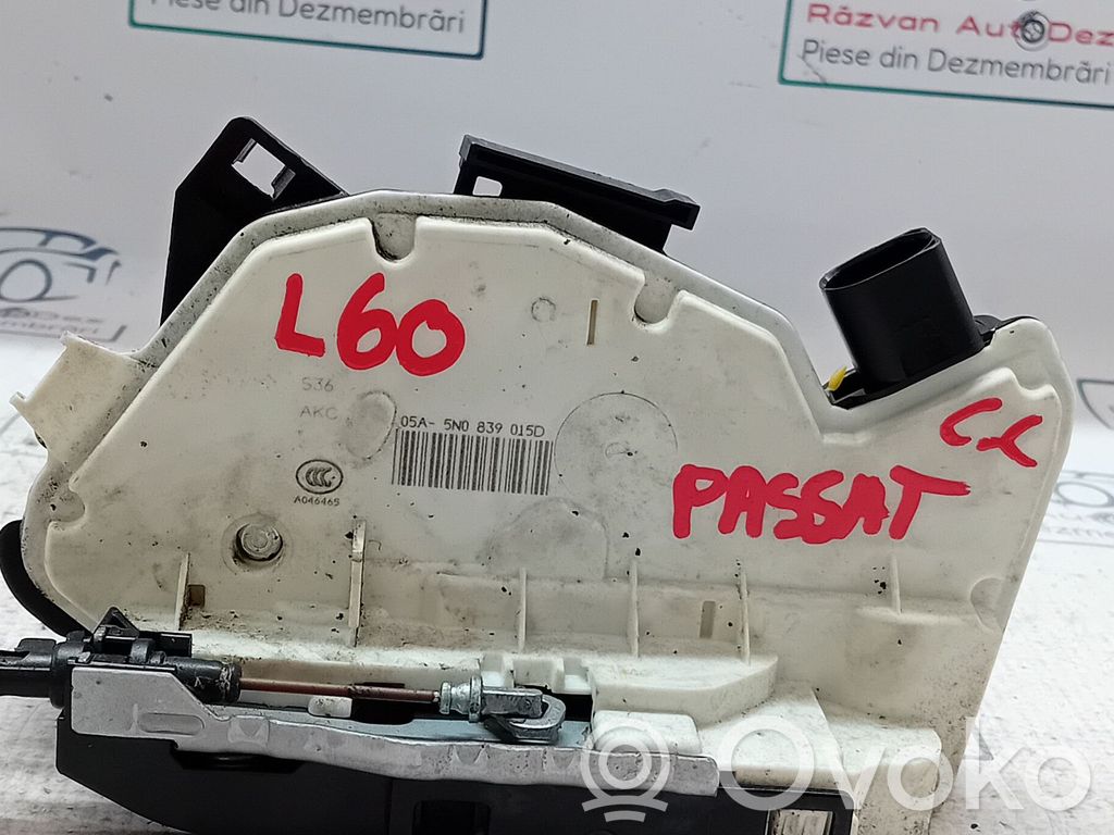 Volkswagen PASSAT CC Zamek drzwi tylnych 