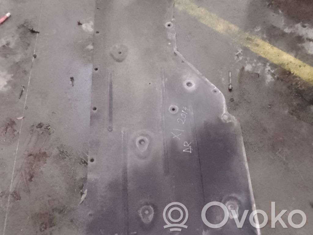 Bampera apakšas aizsargs   28217