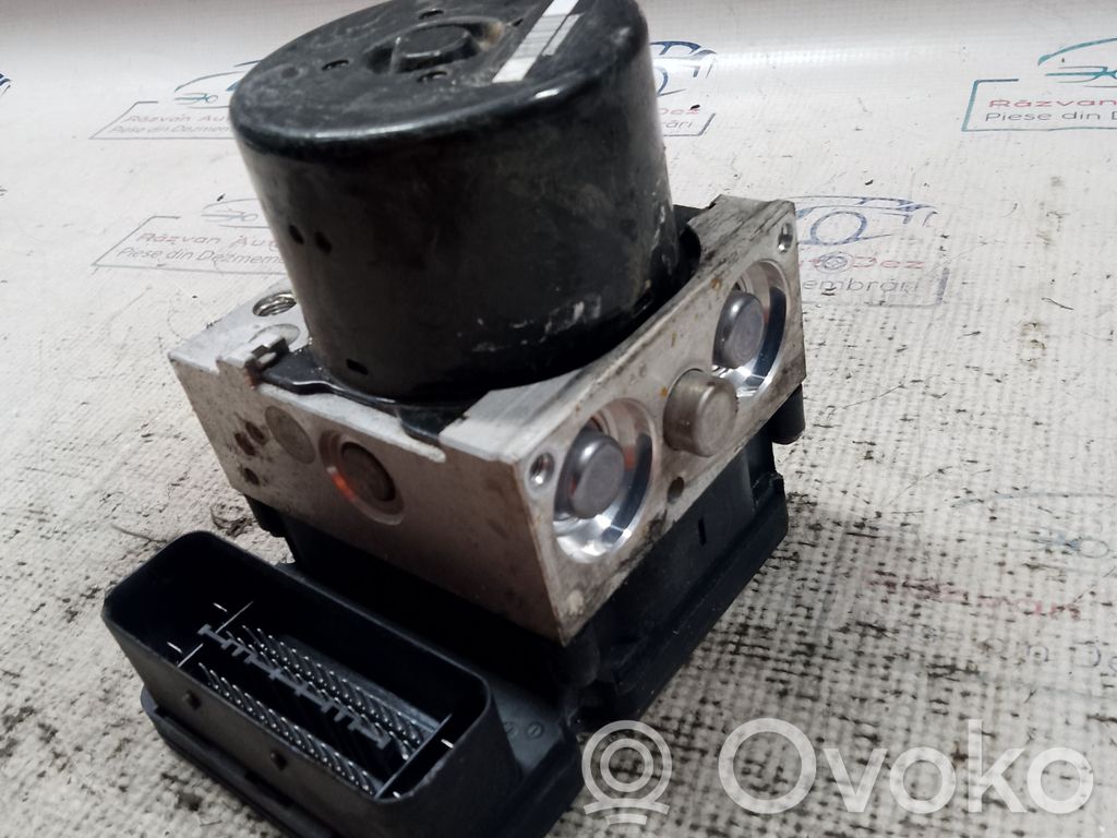 BMW 1 E81 E87 ABS Pump 