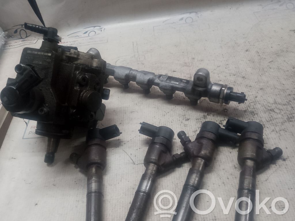 Kit d'injection de carburant   338002A900,314002A420,33102A420,338002A900