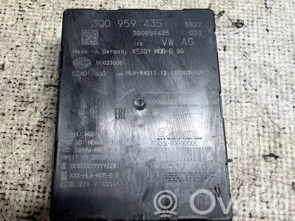 Volkswagen PASSAT B8 Unidad de control/módulo del control remoto 