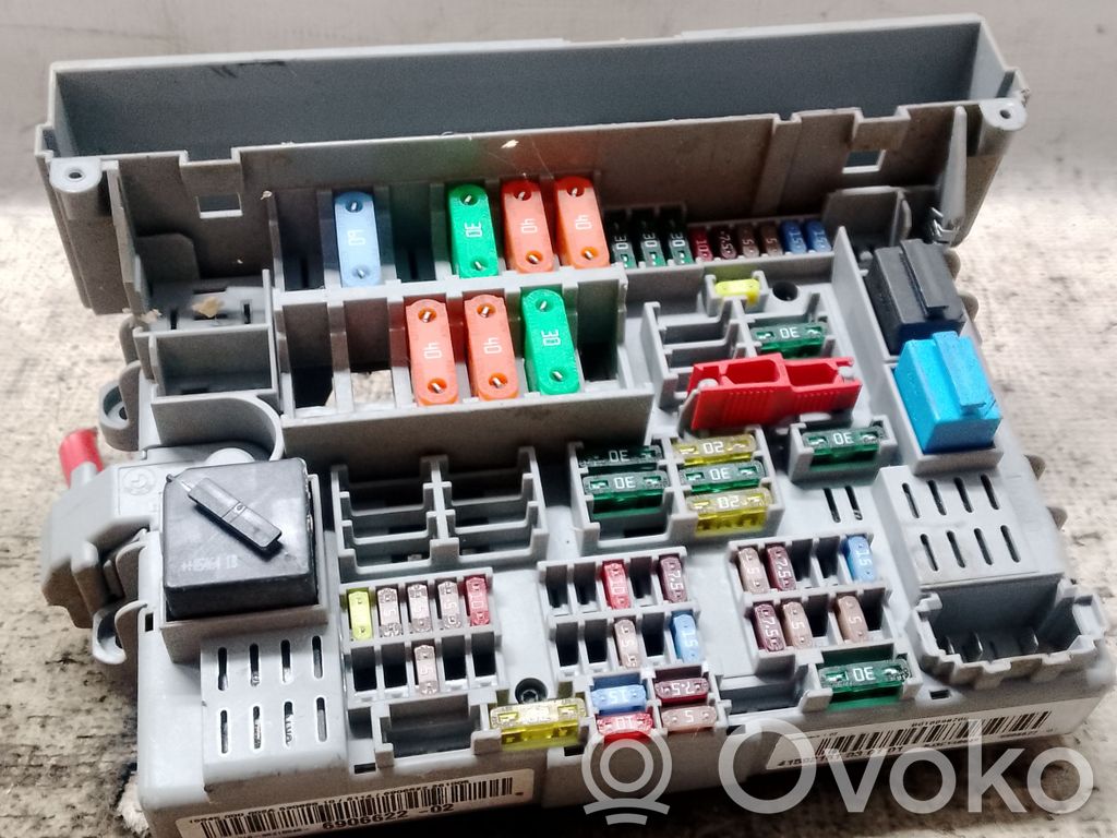 BMW E3 E9 Fuse module 