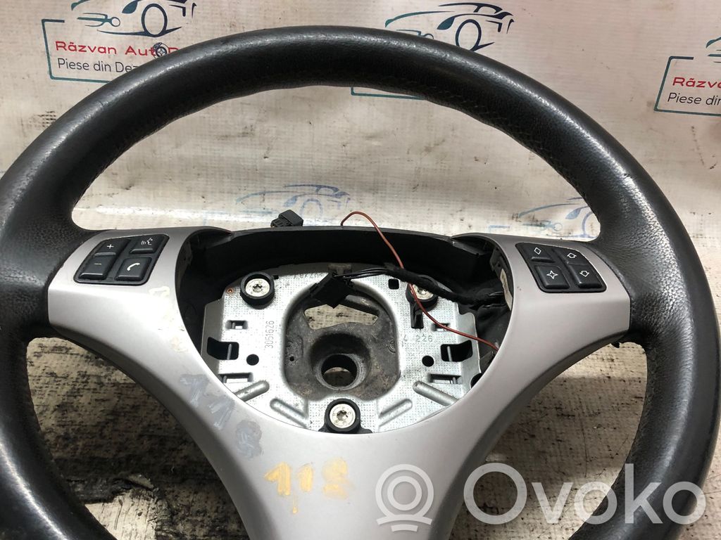 Steering wheel   CUURMEDEUZURA