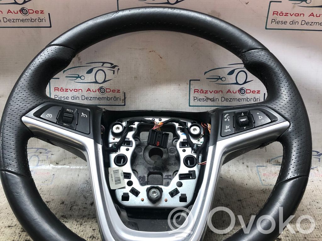 Opel Insignia A Steering wheel 