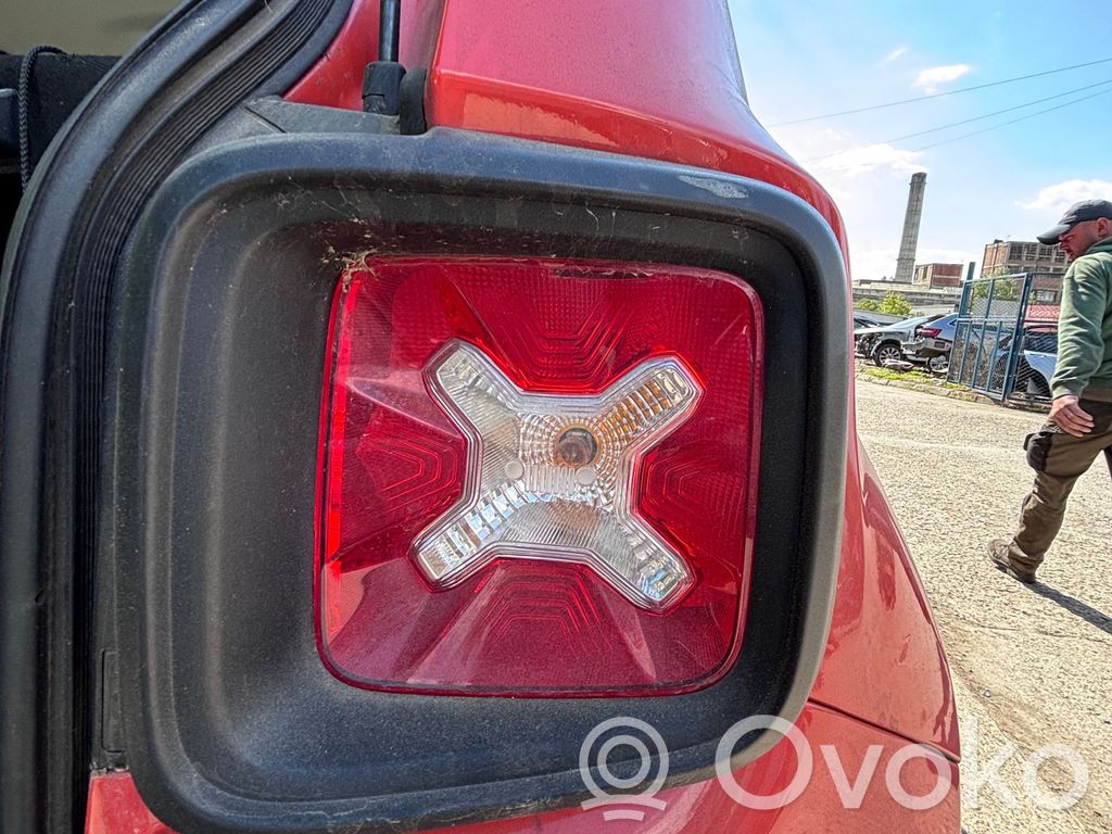 Jeep Renegade Rear/tail lights 