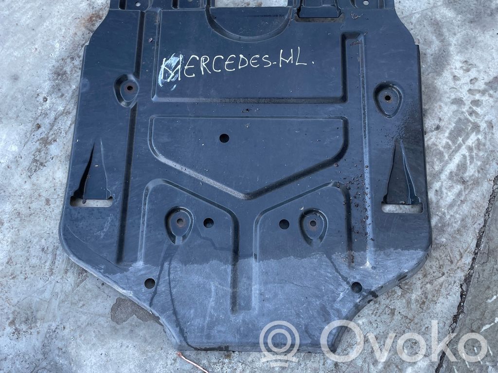 Mercedes-Benz  CLE C236 Защита дна двигателя 