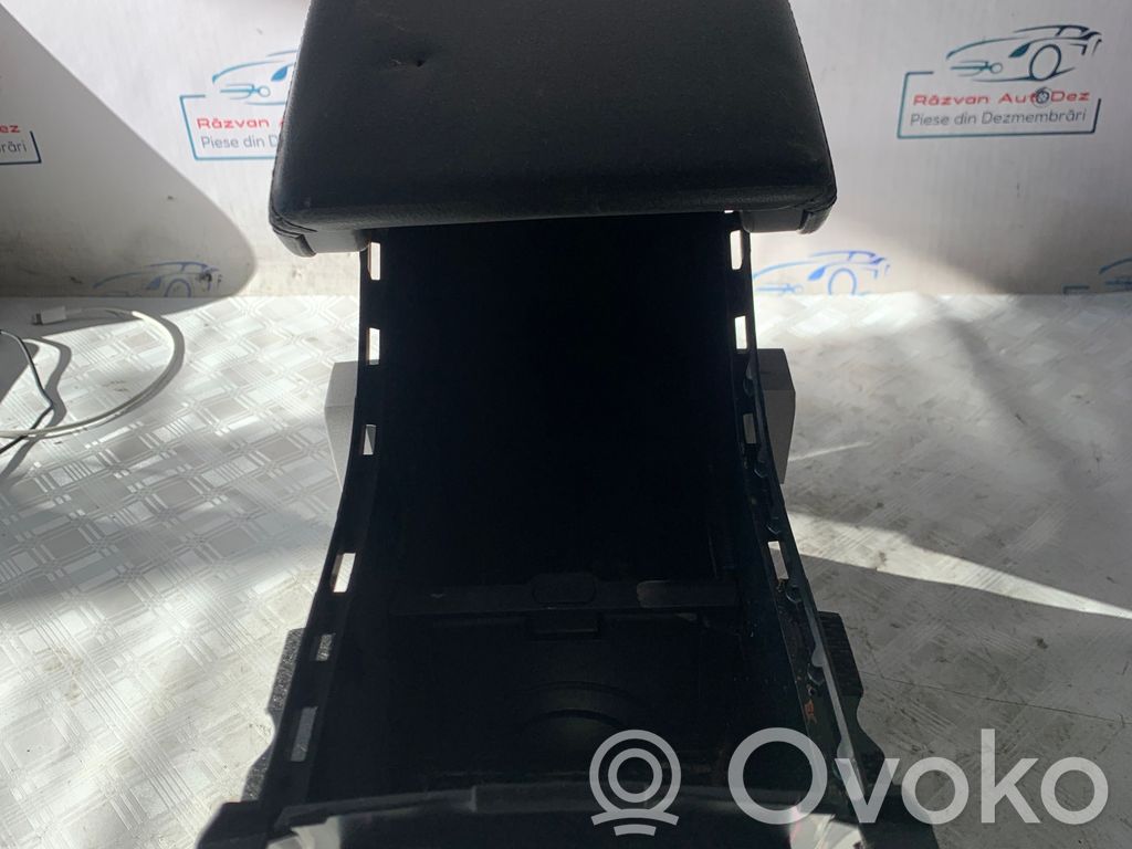 Mazda CX-3 Armrest 