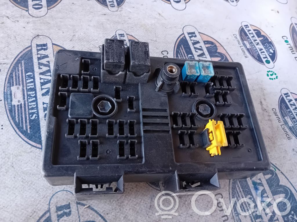 Módulo de fusible   96821082,10059,96821082