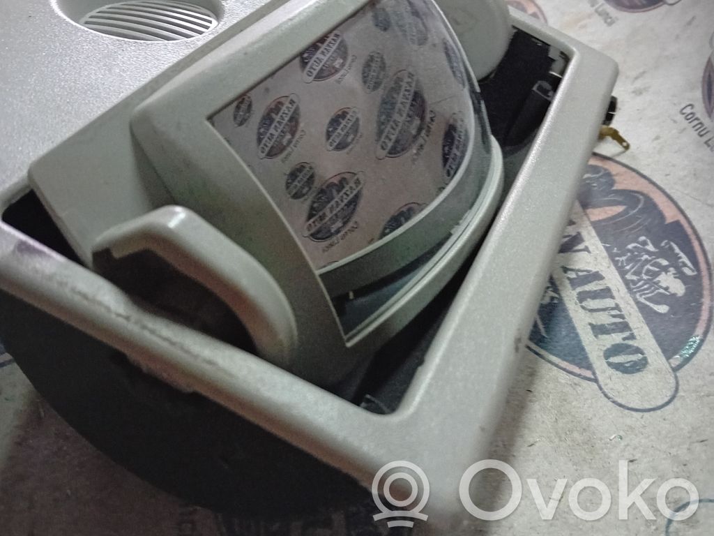 Ford B-MAX Front seat light 
