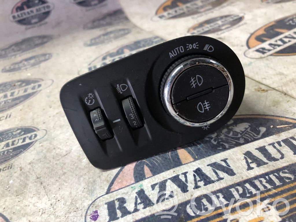 Opel Crossland X Interruttore luci 