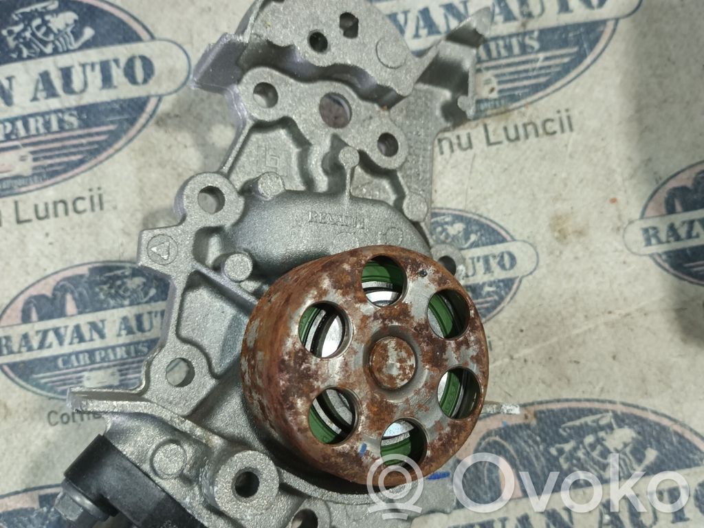 Renault Clio I Water pump 
