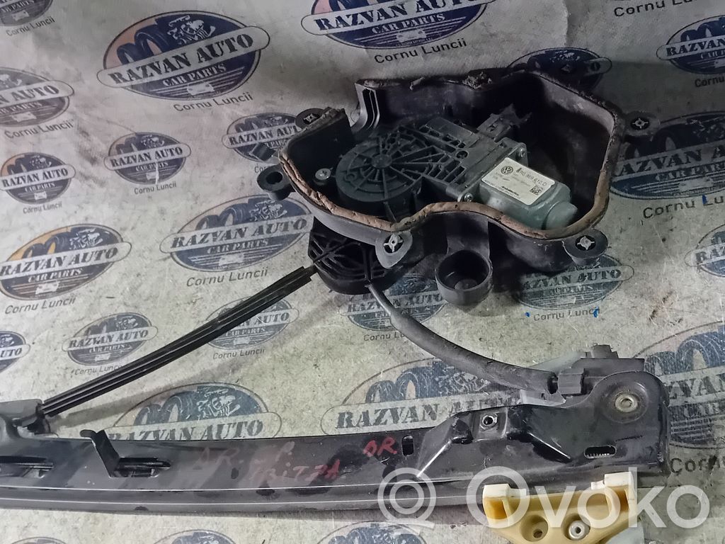 Seat Ibiza I (021A) Elektryczny podnośnik szyby drzwi tylnych 