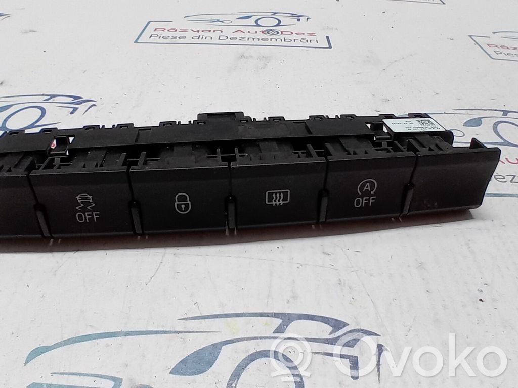 Seat Toledo I (1L) Przyciski / Przełącznik regulacji głośności 