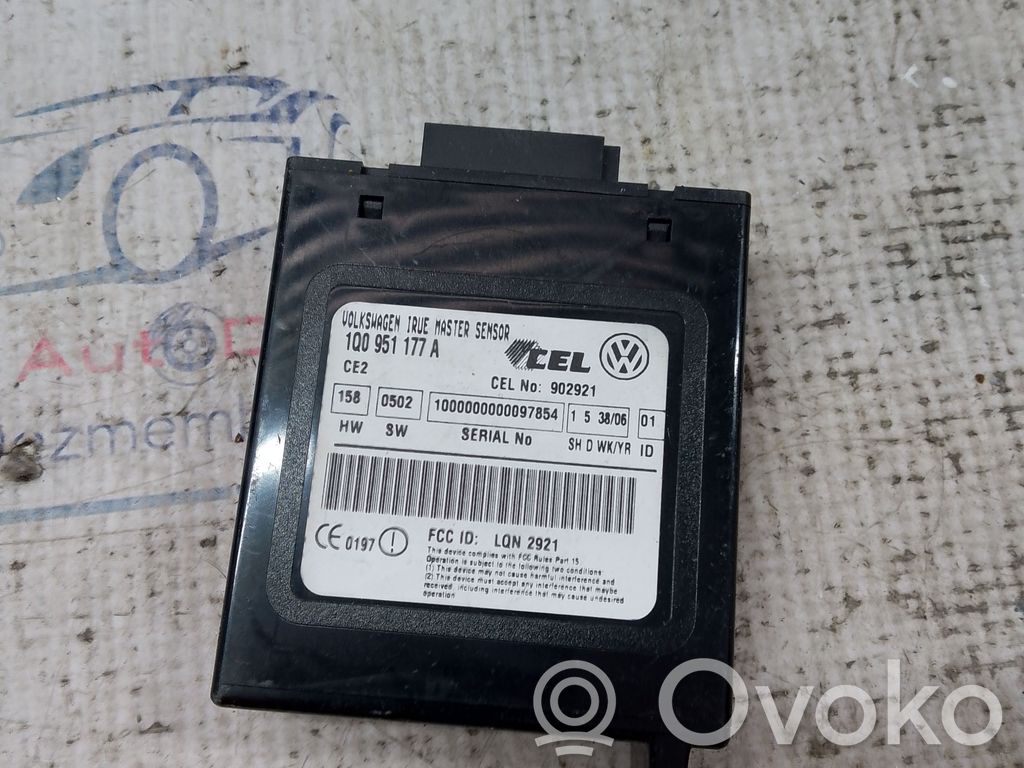 Muut ohjainlaitteet/moduulit   1Q0951177A,1Q0951177A,24018