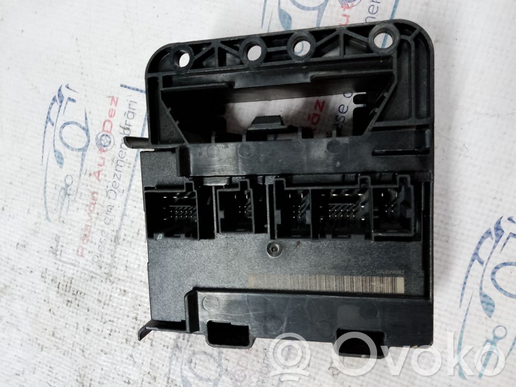 Volkswagen Golf V Modul confort 