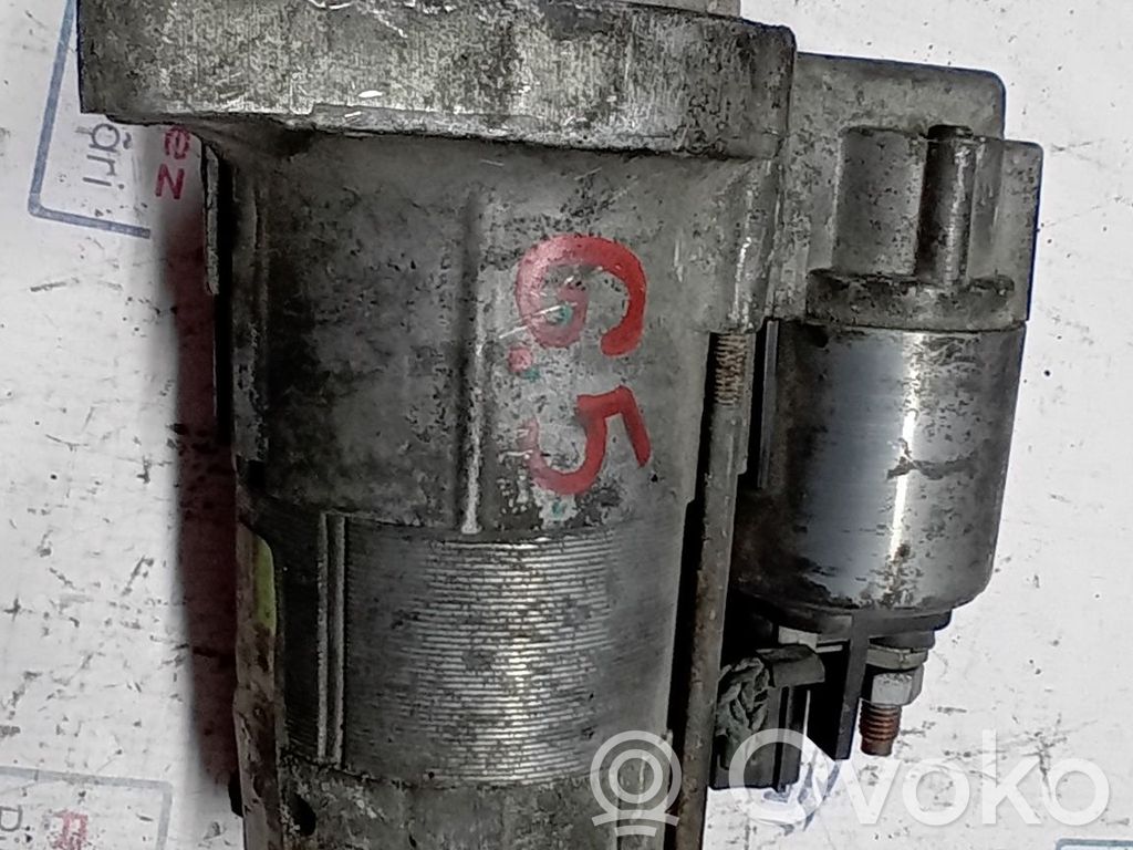 Volkswagen Golf V Starter motor 