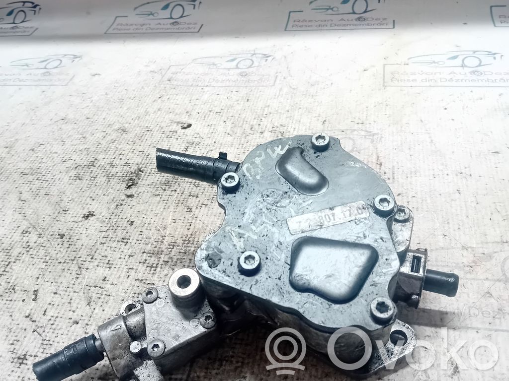 Audi A4 S4 B7 8E 8H Vacuum pump 