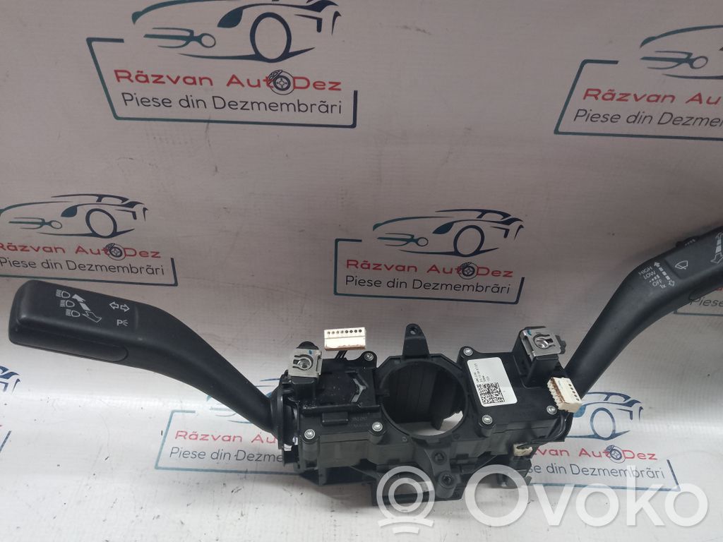 Volkswagen Scirocco Interruptor/palanca de limpiador de luz de giro 