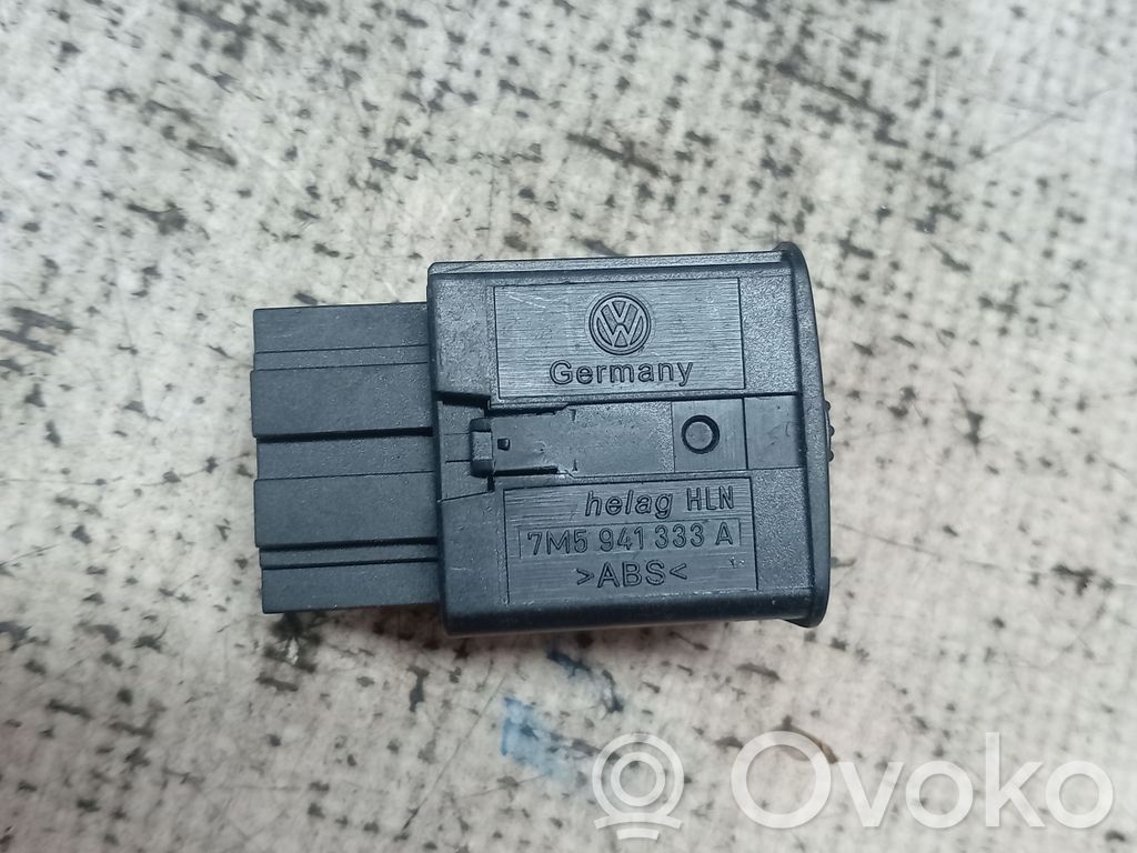 Ford Galaxy Front seat light 