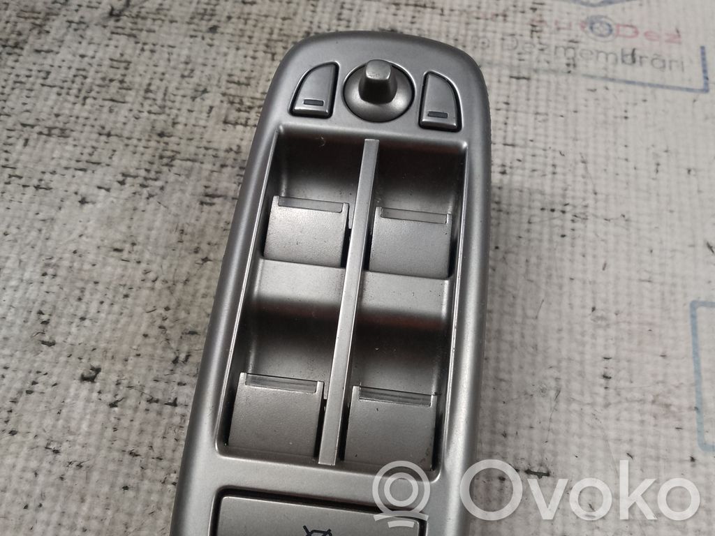 Jaguar XF Electric window control switch 