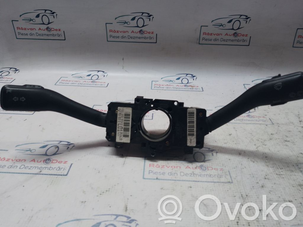 Volkswagen Golf IV Wiper turn signal indicator stalk/switch 