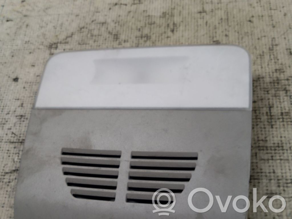 Etuistuimen valo   924413402,924413402