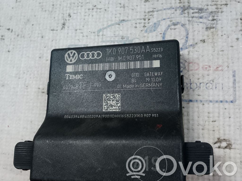 Volkswagen PASSAT B7 Módulo de control Gateway 