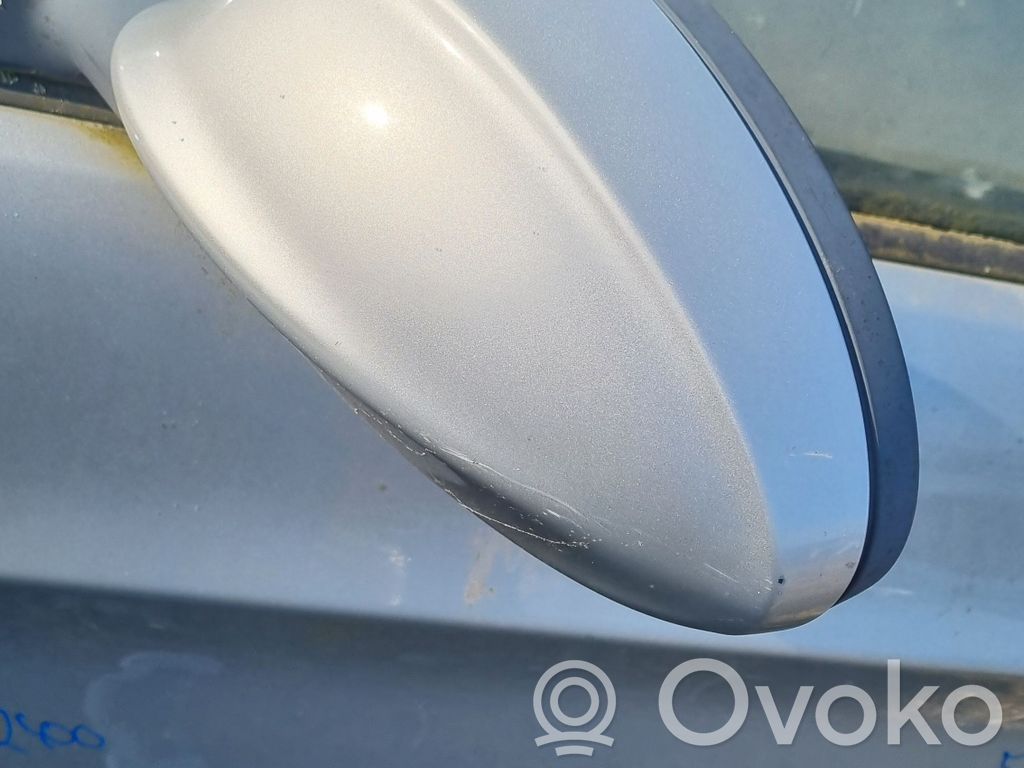 Front door electric wing mirror