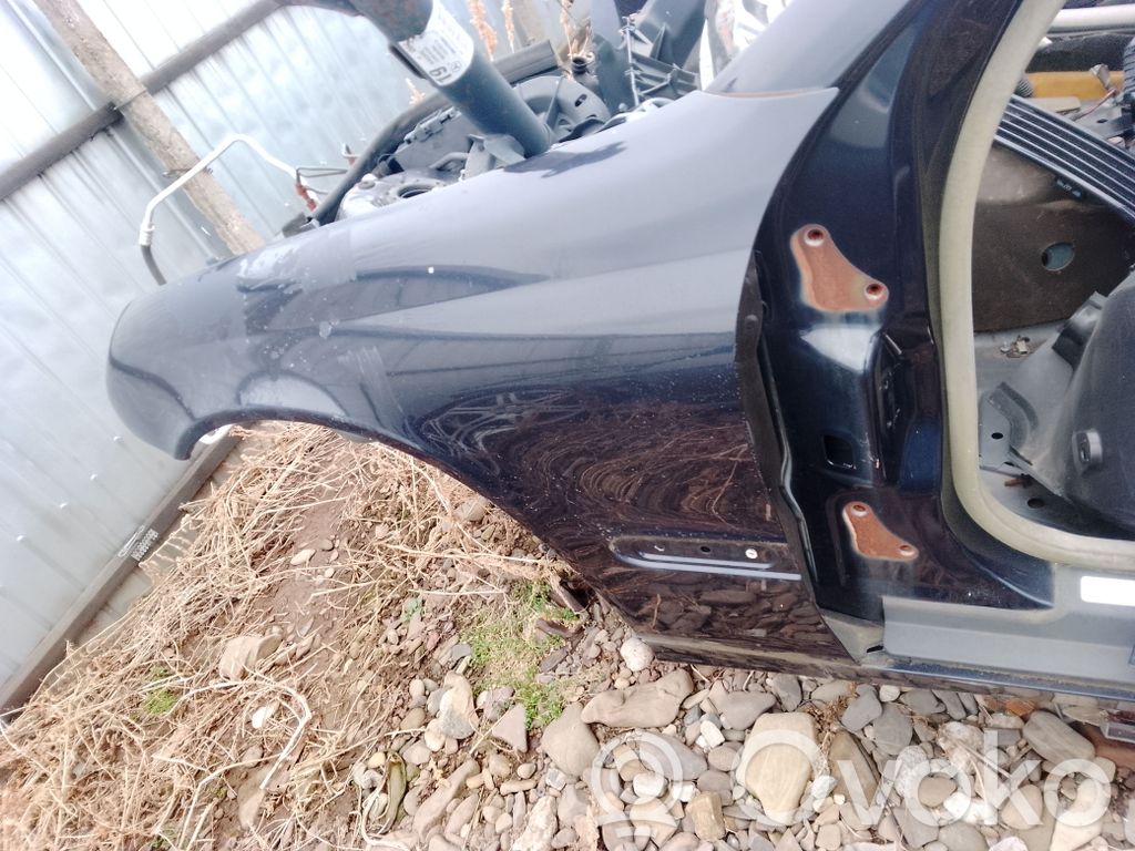 Mercedes-Benz C W203 Sparnas 