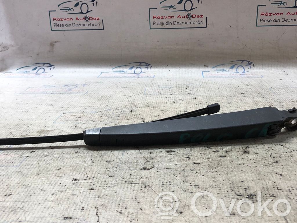 Volkswagen Cross Polo Silniczek wycieraczki szyby tylnej 
