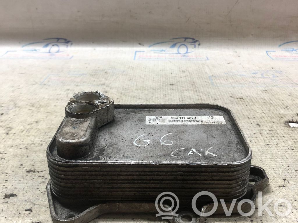Volkswagen Golf VI Radiator ulei motor 