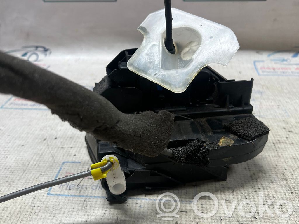 Nissan Qashqai Serratura portiera anteriore 