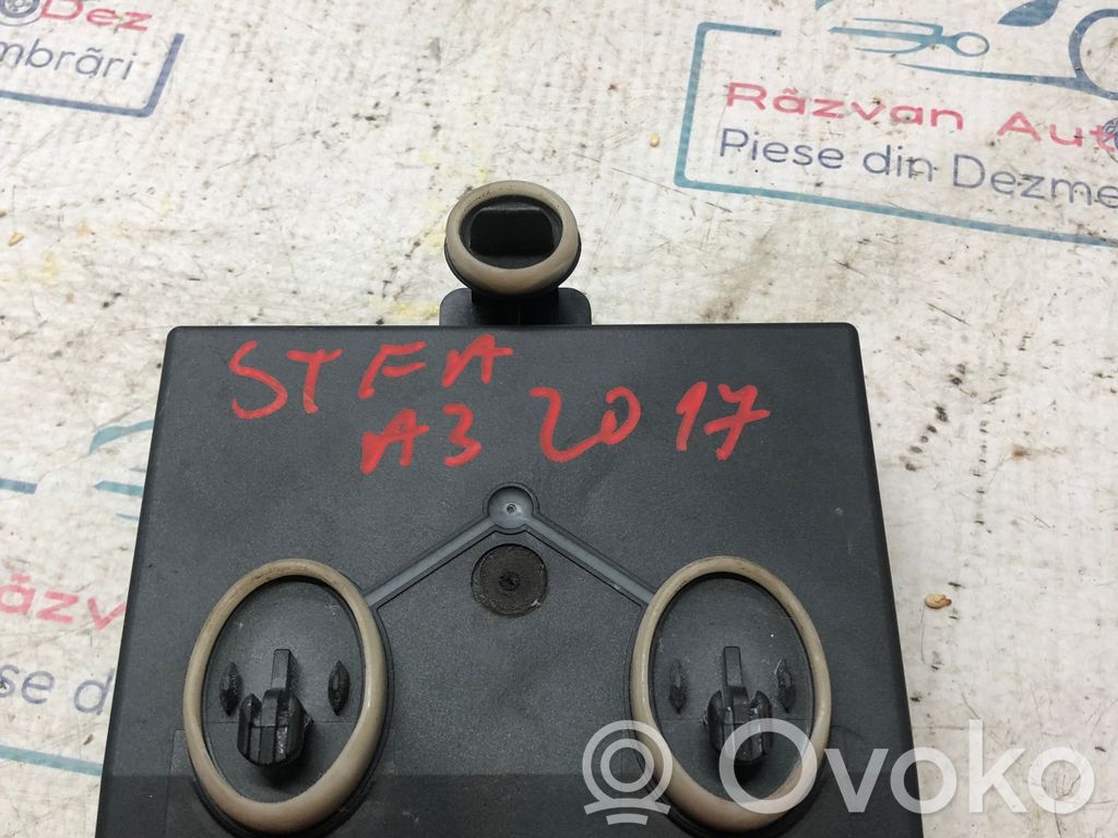 Audi A3 S3 8V Unidad de control/módulo de la puerta 