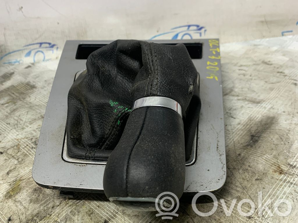 Skoda Octavia Mk3 (5E) Gear shifter/selector 