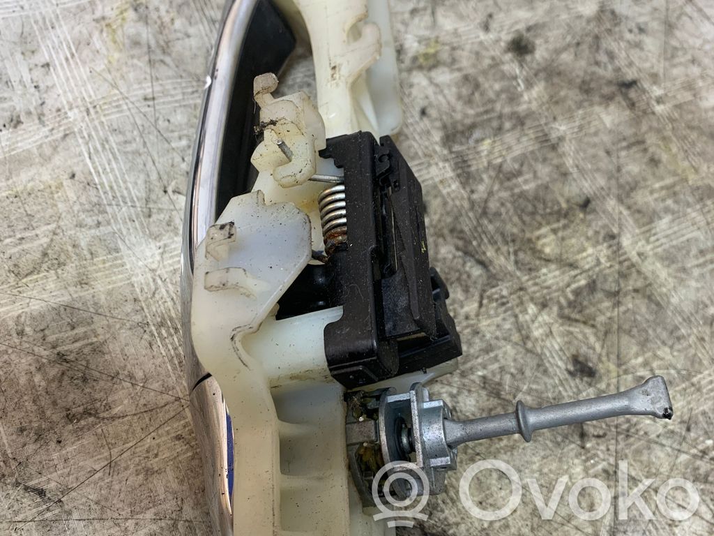 KIA Sportage Front door exterior handle 