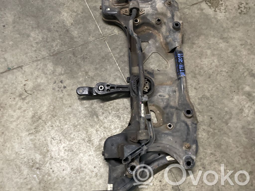 Volkswagen Jetta I Priekšējais šķērsnis 