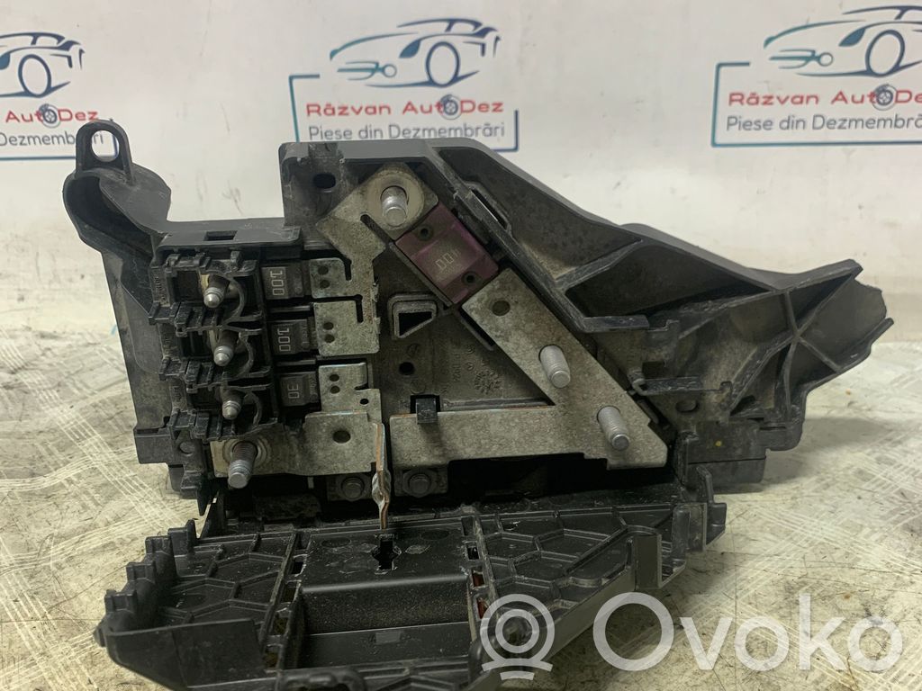 Mercedes-Benz E W213 Fuse module 