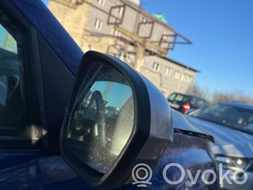 Dacia Duster Front door electric wing mirror 