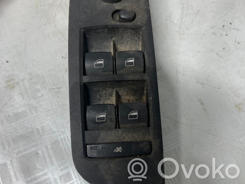 Interruptor del elevalunas eléctrico   9216047,921604704