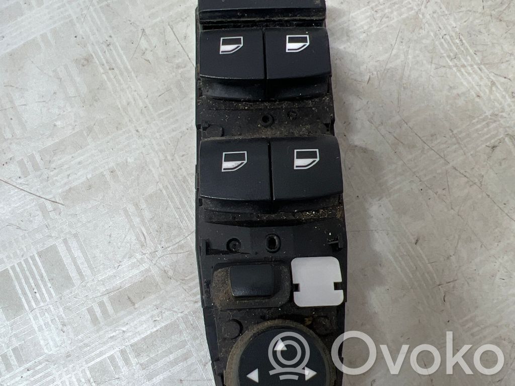 Electric window control switch   9297347,929734701