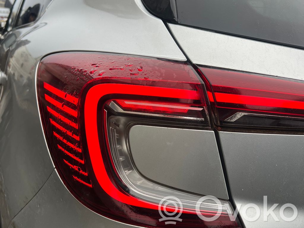 Renault Captur Rear/tail lights 