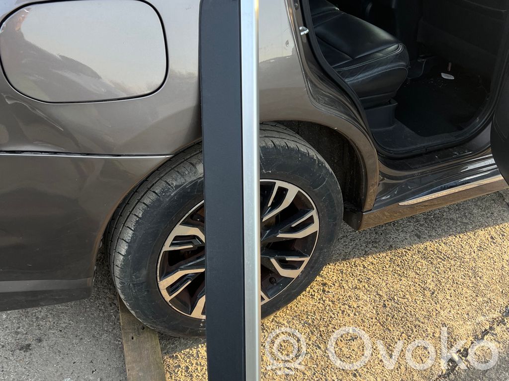 Mitsubishi Outlander Hattuhylly 