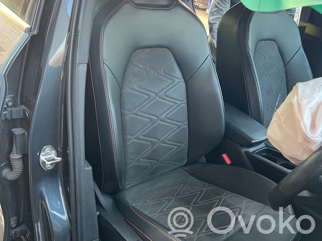 Seat Leon IV Salono komplektas 