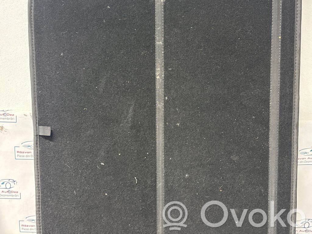 Dacia Spring Podłoga bagażnika 
