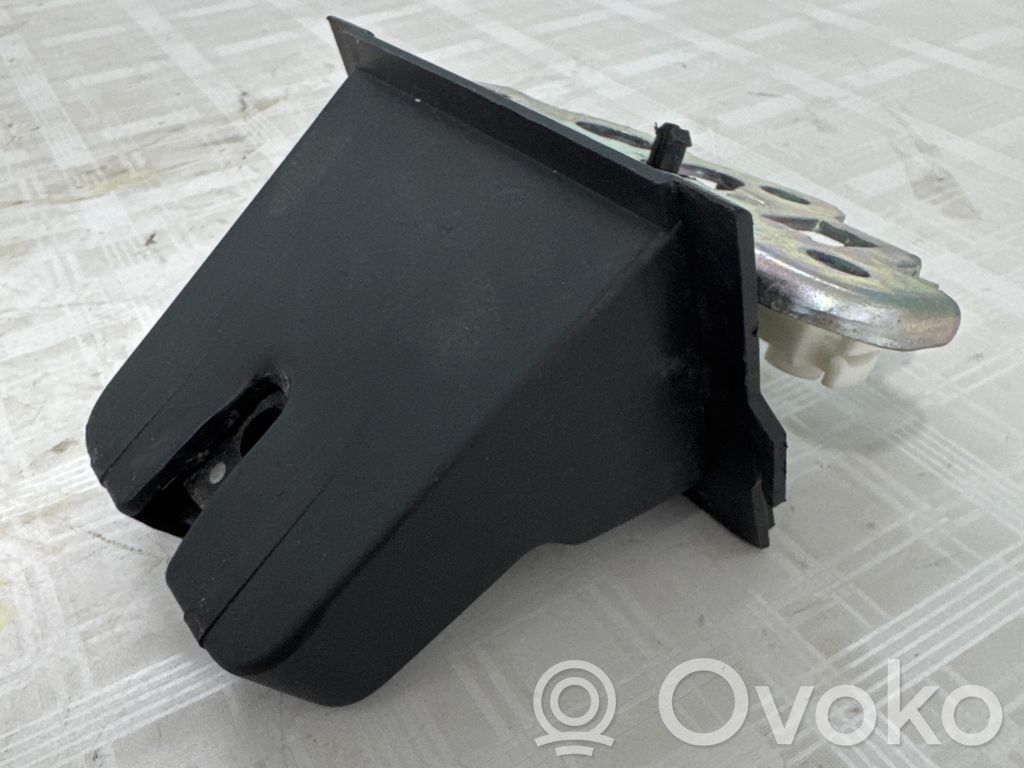 Skoda Octavia Mk3 (5E) Spoiler tylnej szyby klapy bagażnika 