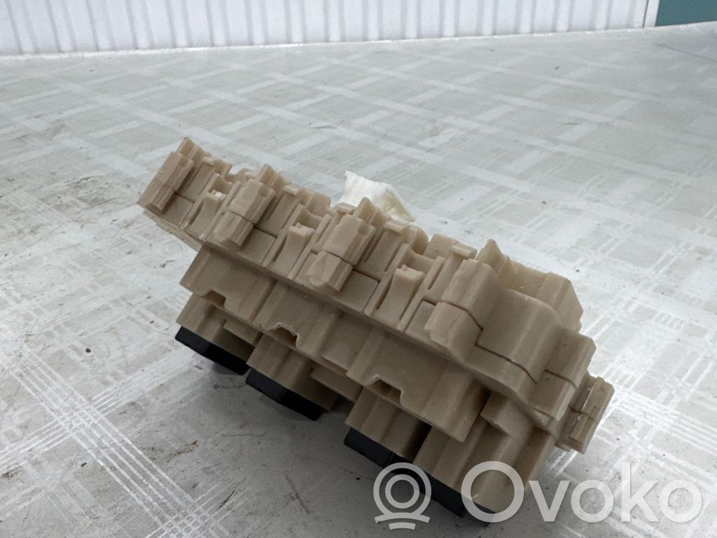 Renault Kadjar Modulo fusibile 