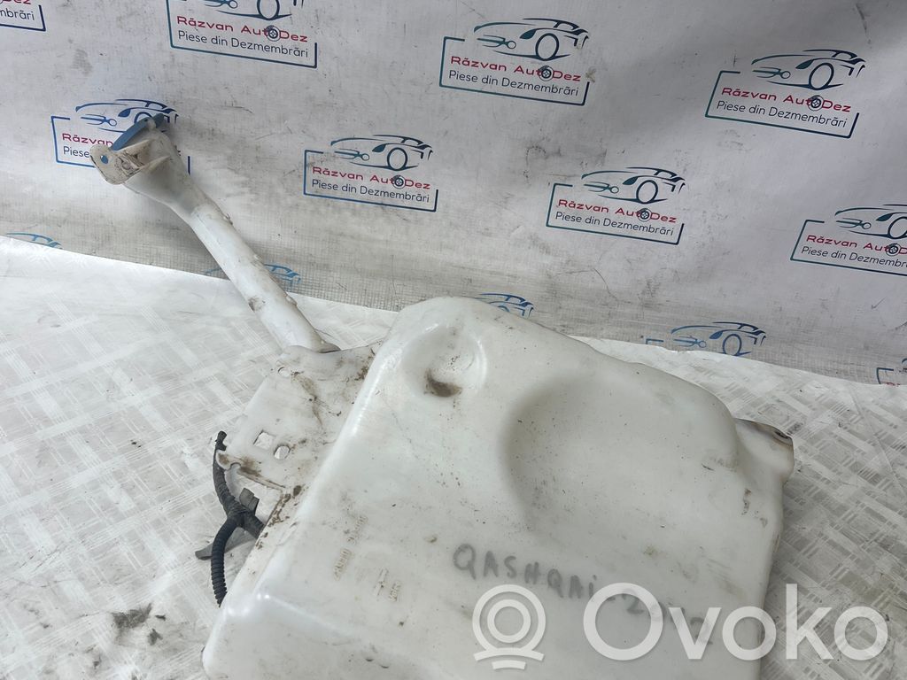 Nissan Qashqai Rezervor lichid spălare parbriz 