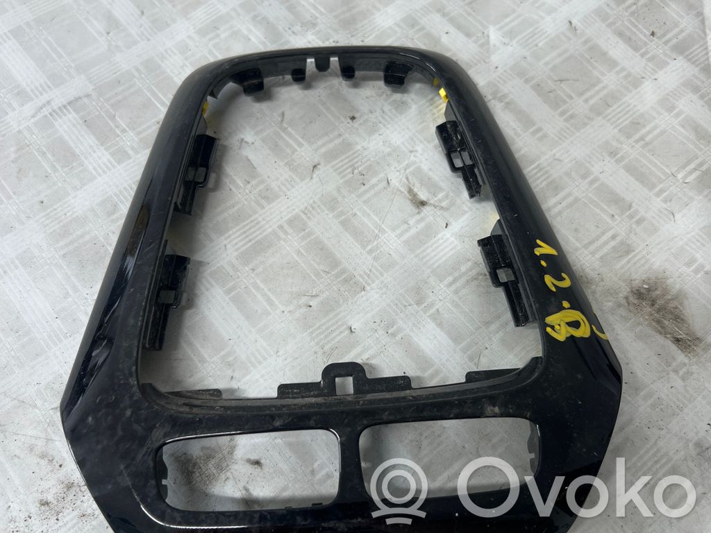 Opel Corsa F Sonstiges Einzelteil Verkleidung Schweller / Säulen
