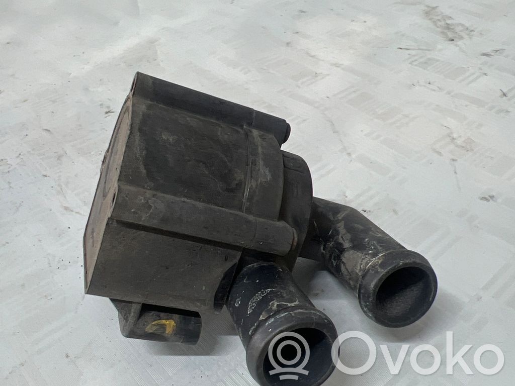 Mitsubishi Outlander Fulie pompă apă 