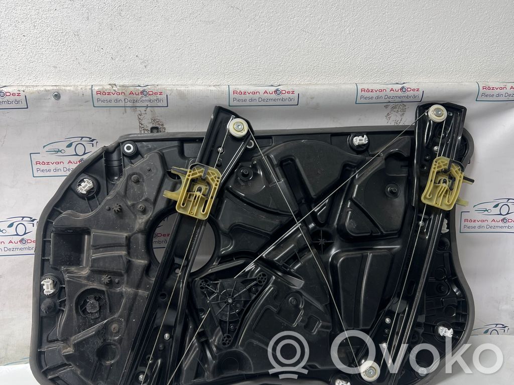 BMW 5 E12 Macara ușă față cu motor 
